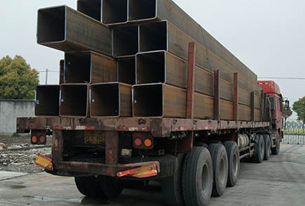 兴山大口径无缝方管